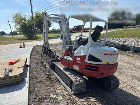 2024 TAKEUCHI TB250-2R