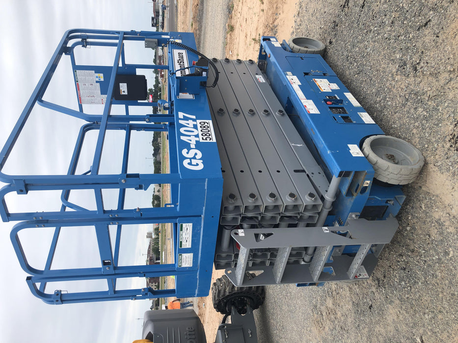 2019 GENIE GS-4047