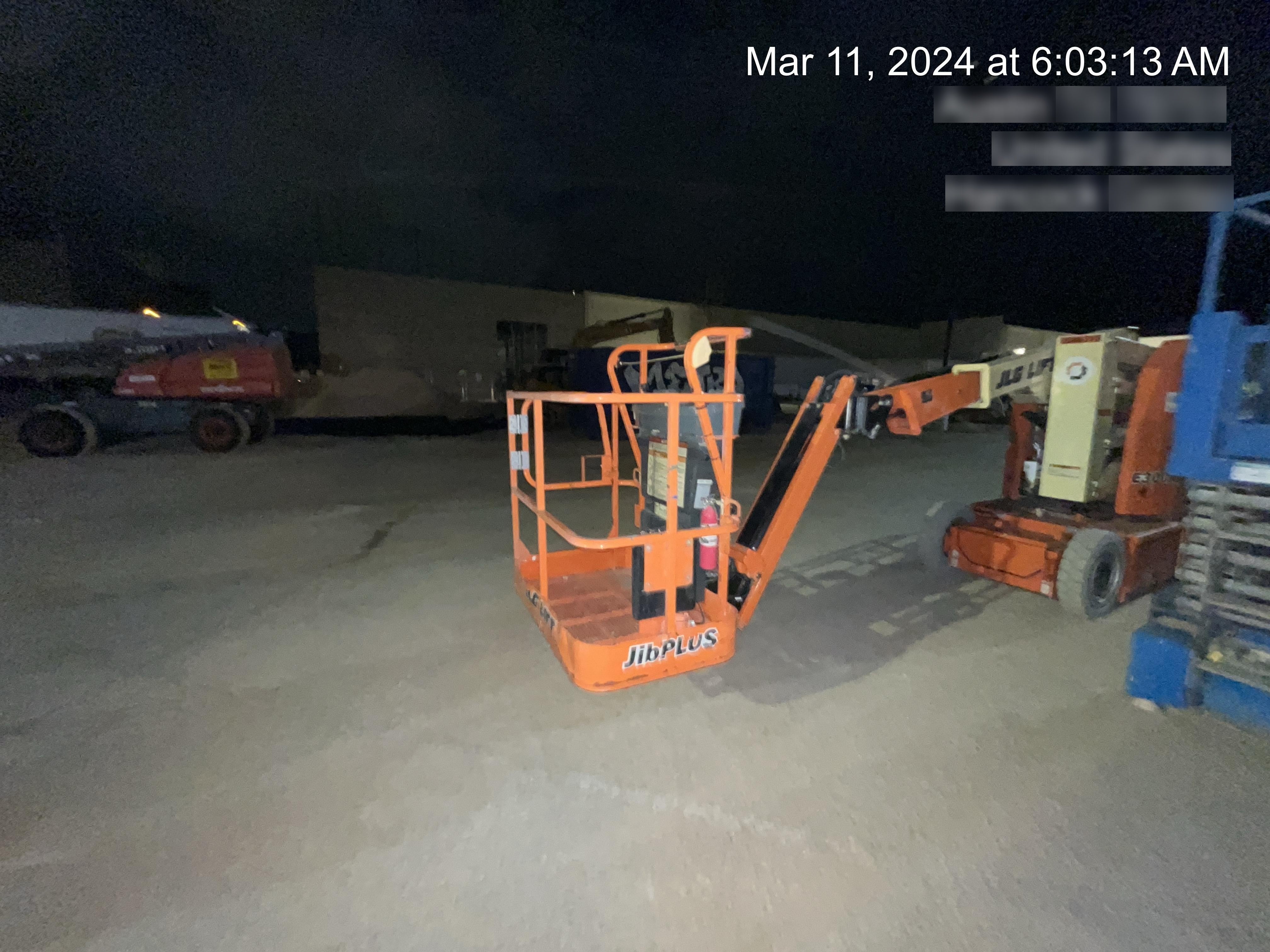 2019 JLG E300AJP