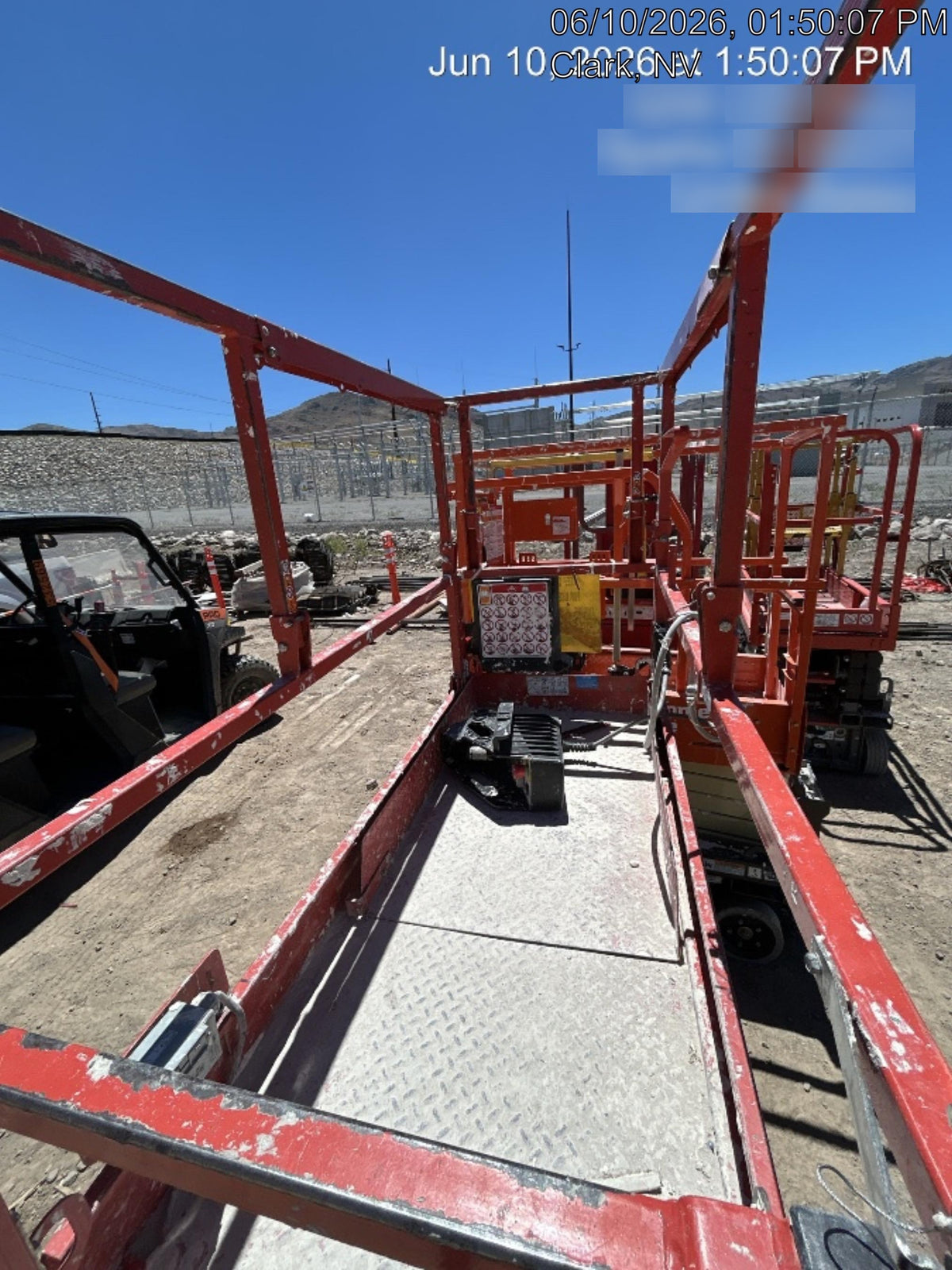 2020 Skyjack SJIII-3219 Solid NM Tires, Half height spring hinged entry gate, Dual Beacons, 800W Inverter