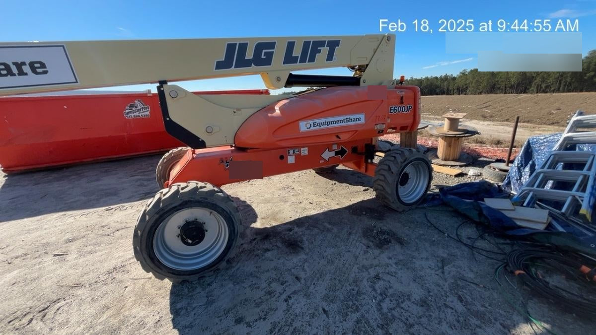 2019 JLG E600JP