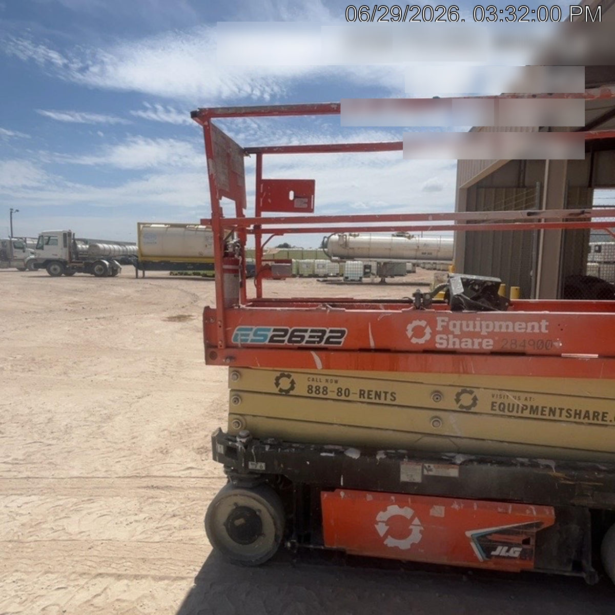 2022 JLG ES2632
