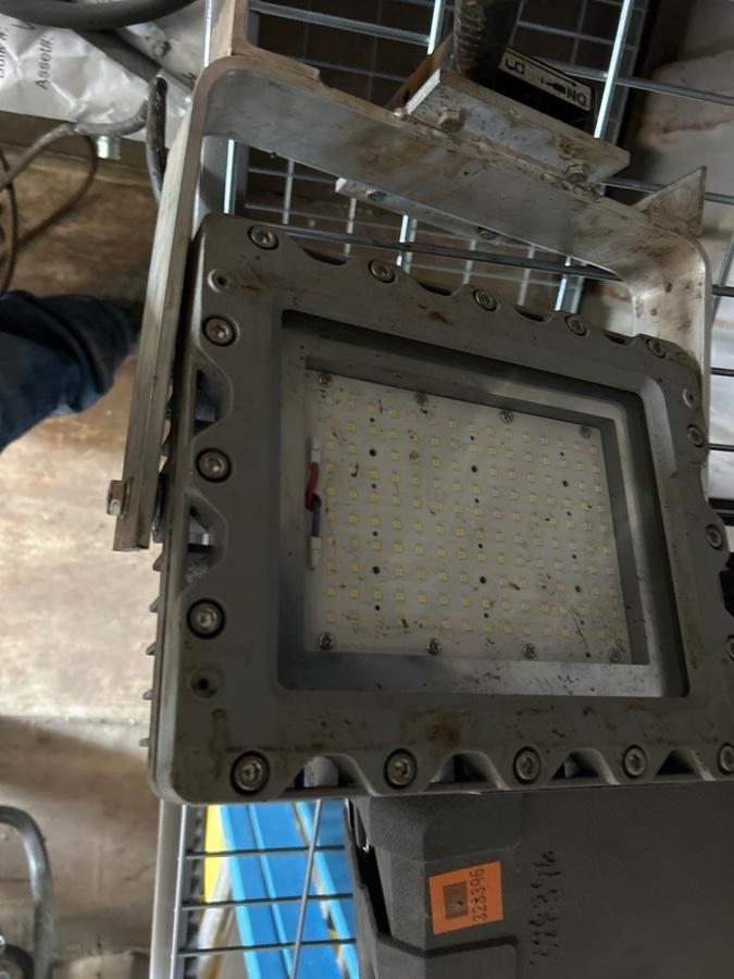 2024 WORKSITE LIGHTING RREXM-60W-M-M