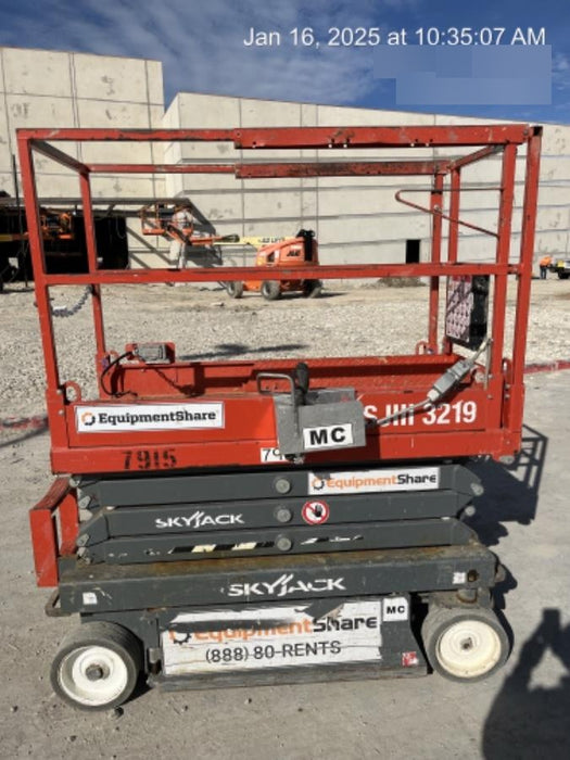 2018 SKYJACK SJIII-3219