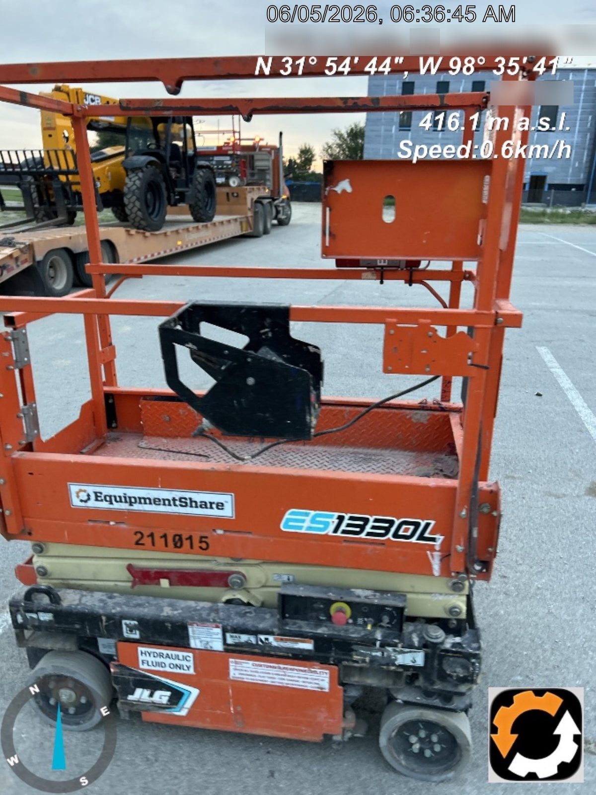 2022 JLG ES1330L