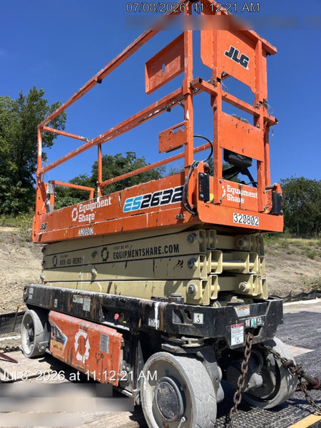 2023 JLG ES2632