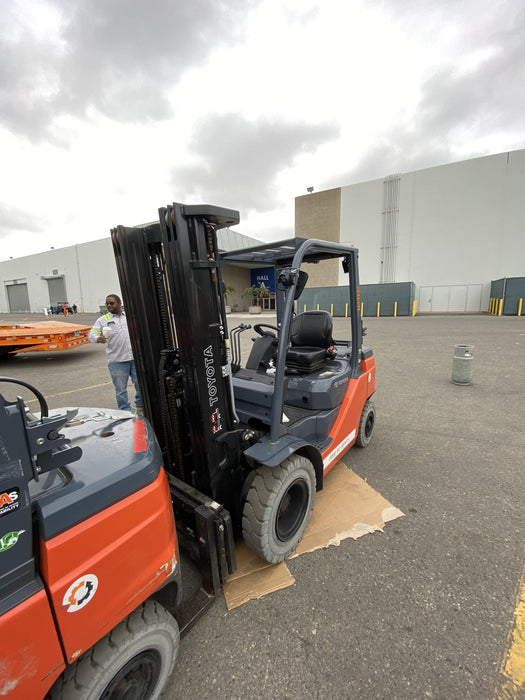 2022 TOYOTA 50-8FGU25