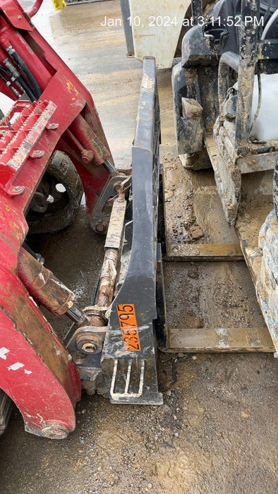 2022 PALADIN 48" Pallet Forks - Paladin