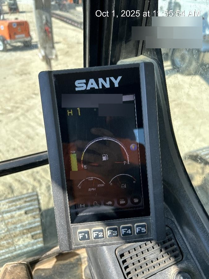 2019 SANY SY265C LC