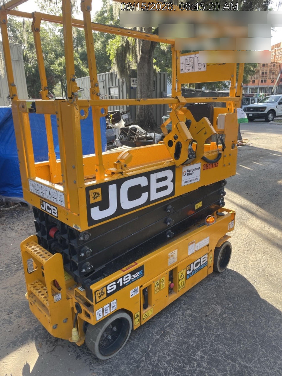 2024 JCB S1932E