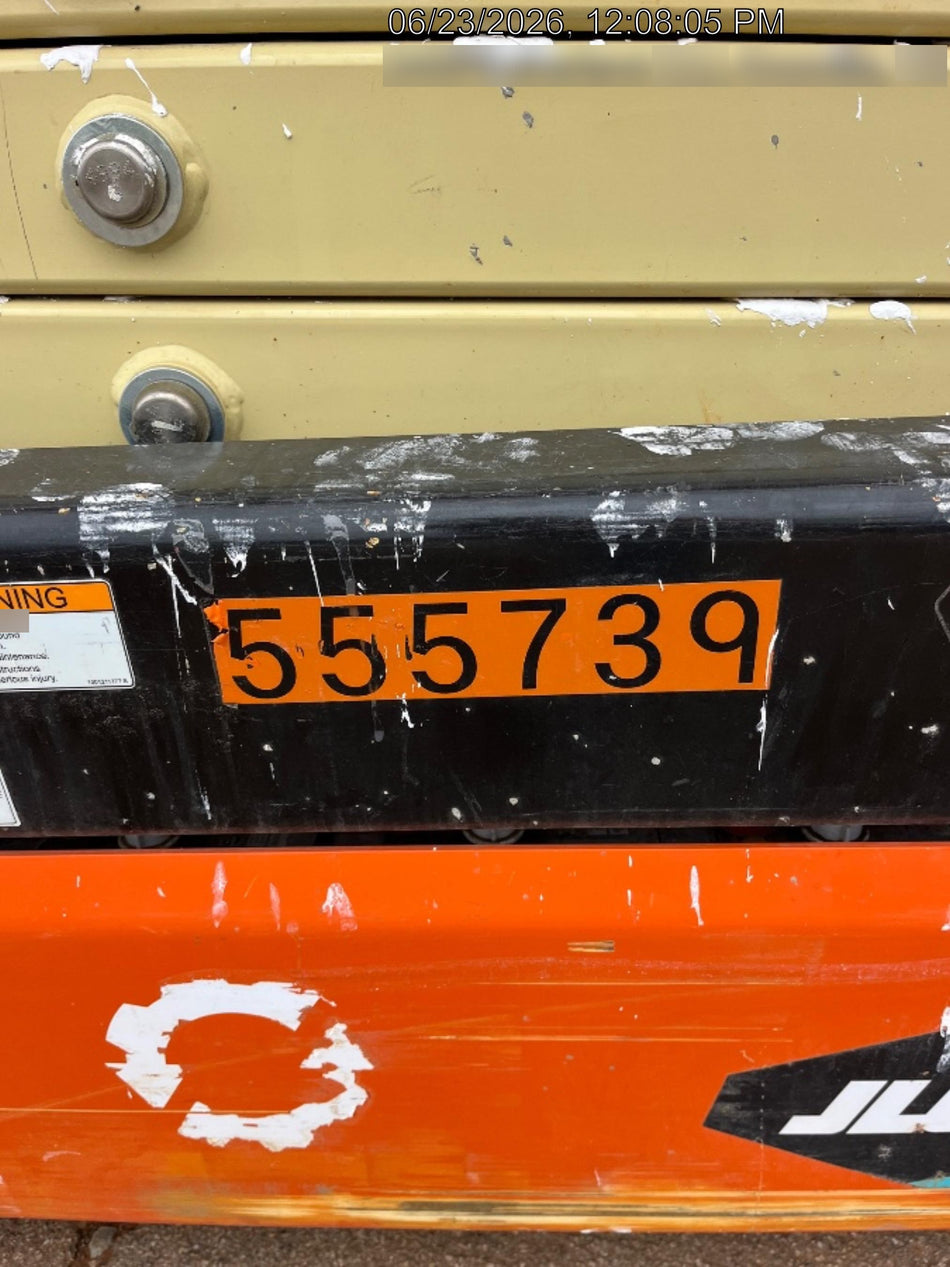 2025 JLG ES1932