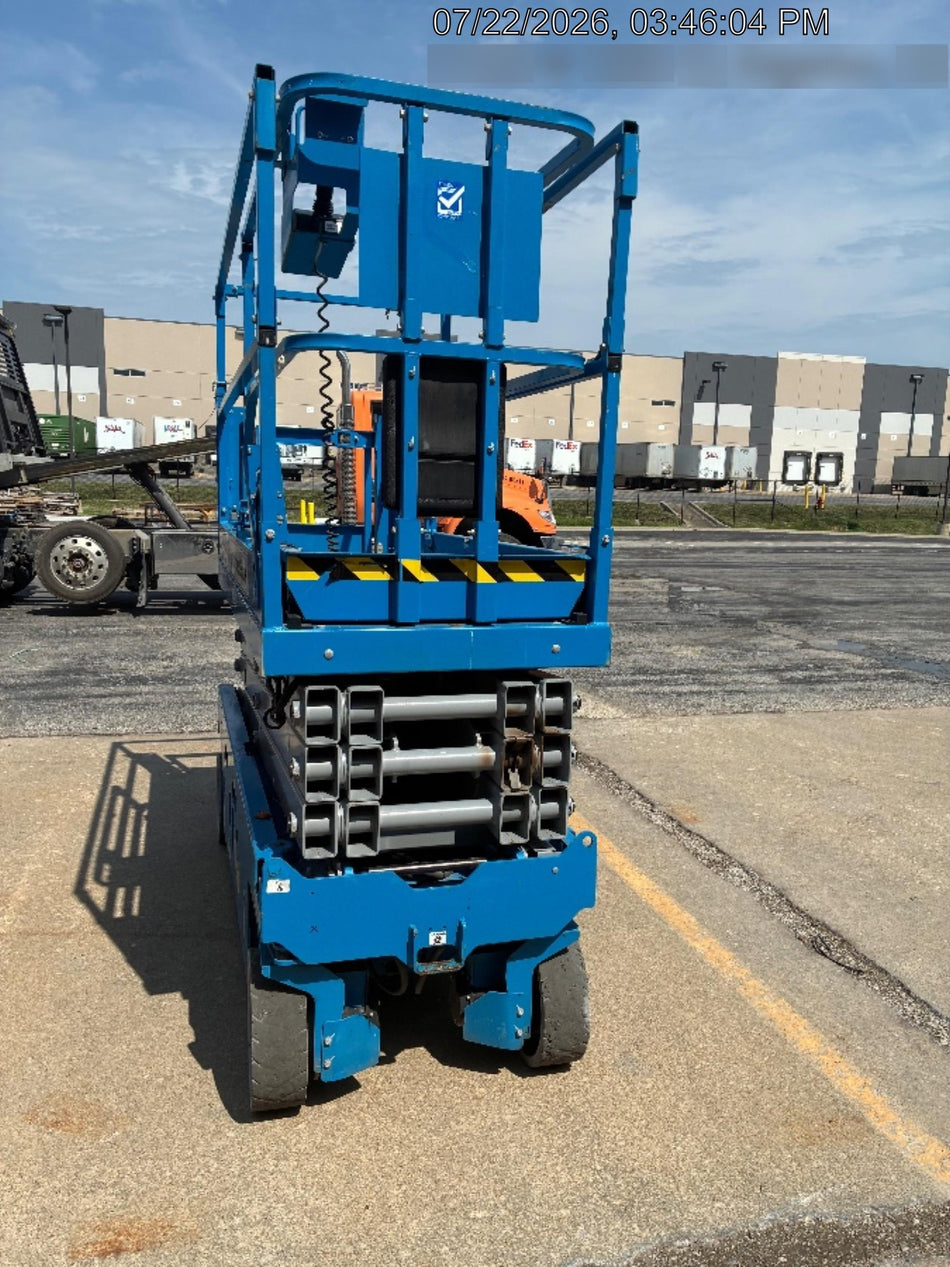 2023 GENIE GS-2632
