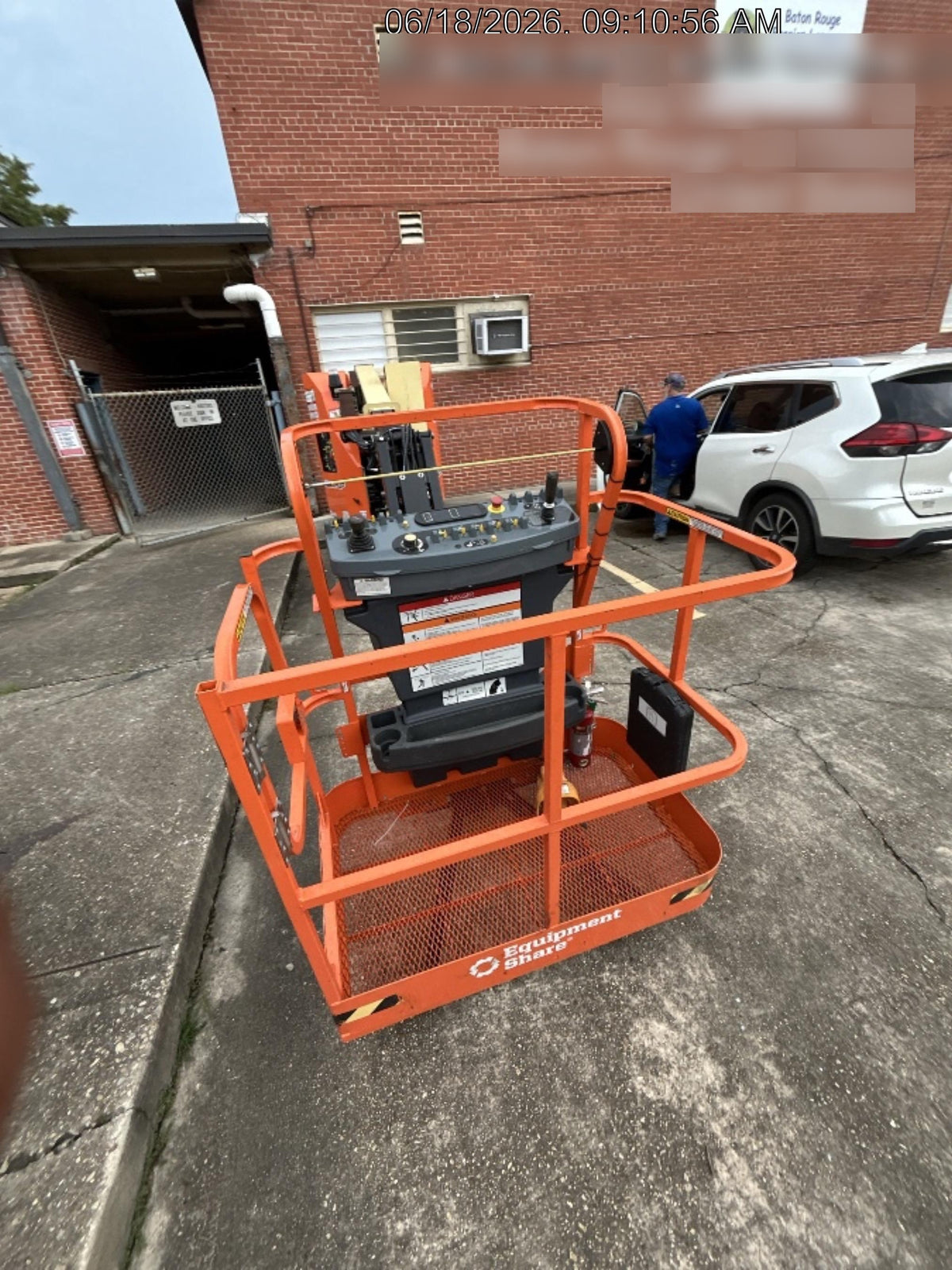 2025 JLG E300AJP