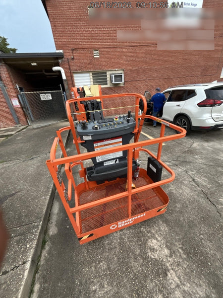 2025 JLG E300AJP