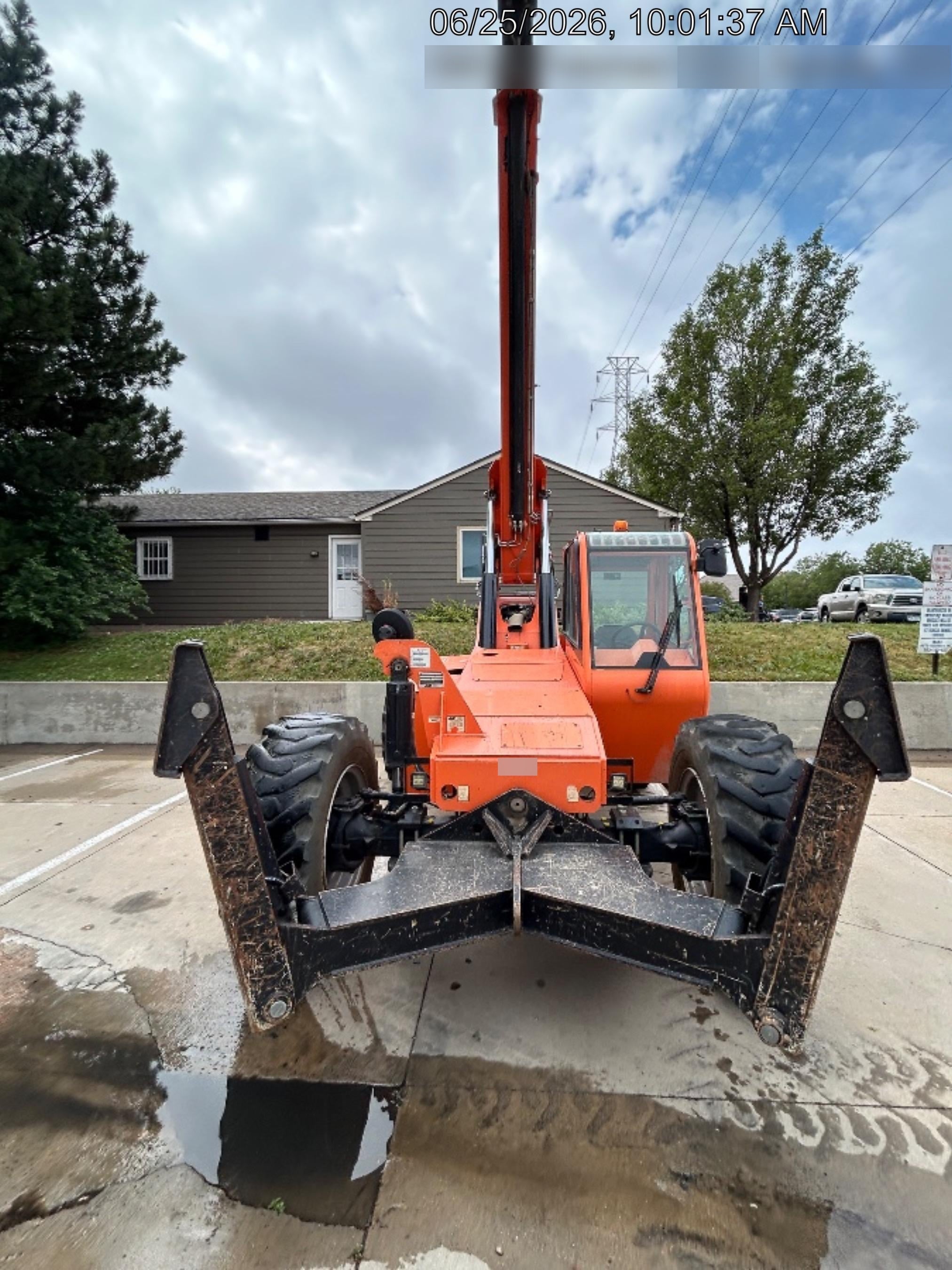 2018 Skytrak 10054 JLG Skytrak 10054, Solid Tires (shipping-Boss), CAB, Beacon and Work Light Package