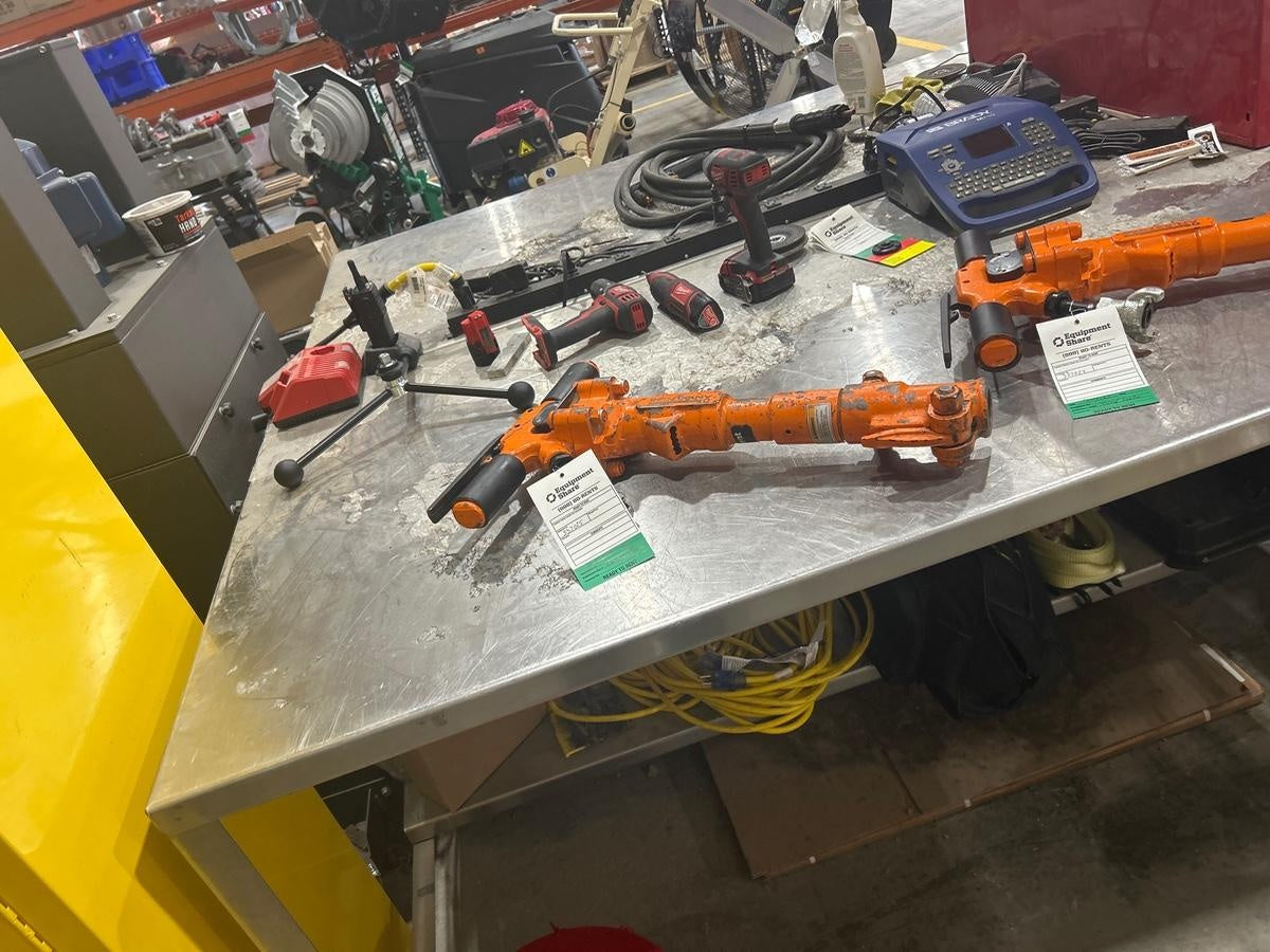 2023 MICHIGAN PNEUMATIC ES-TPB30-1-TRACKER