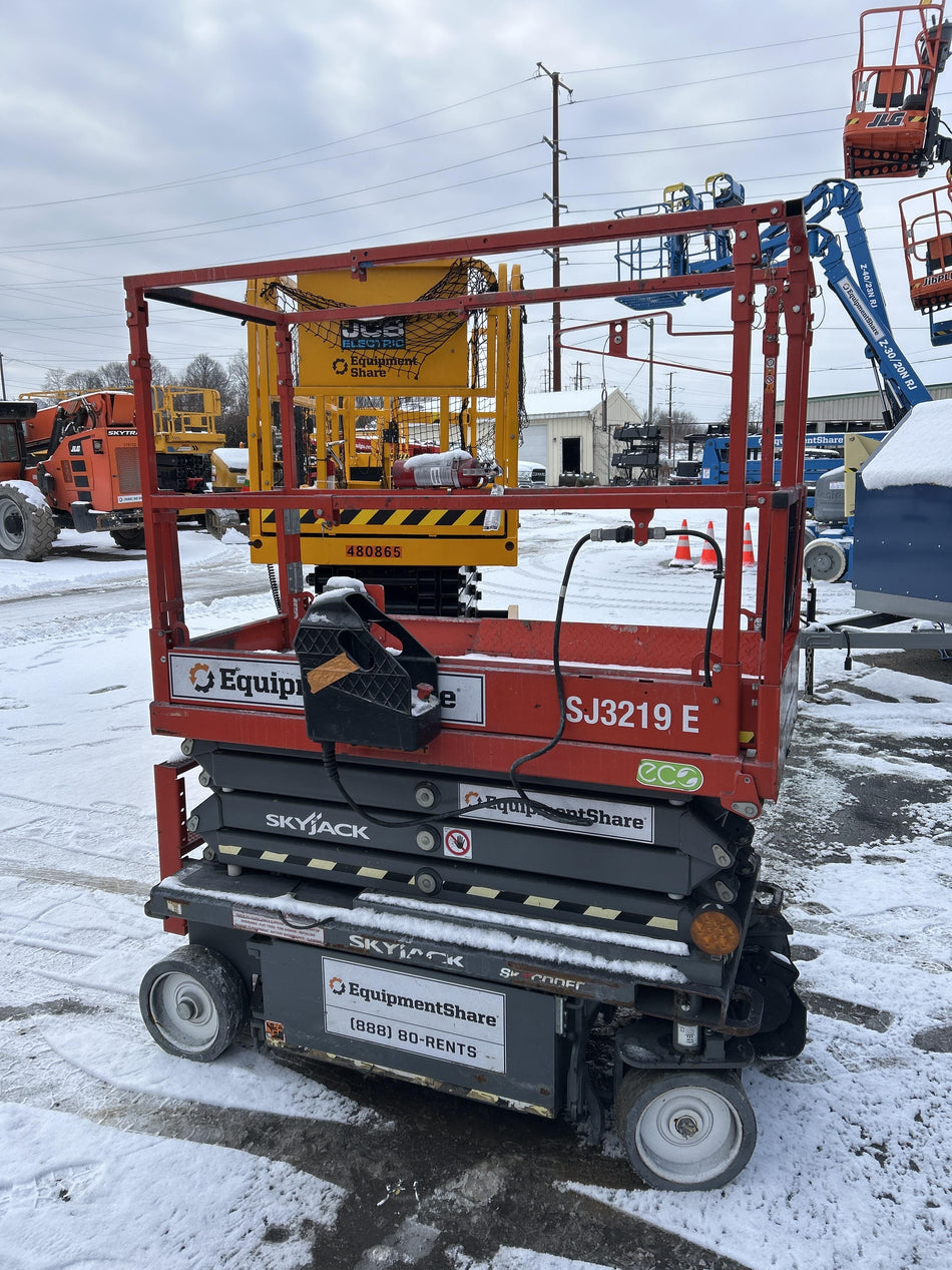 2023 SKYJACK SJ3219