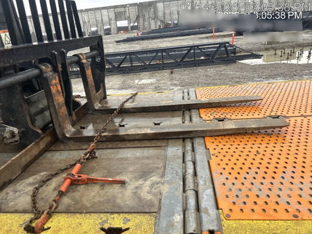 2022 JLG 1732