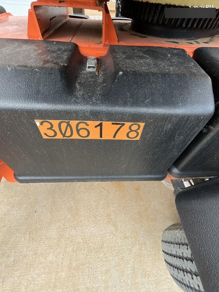 2023 JLG T500J