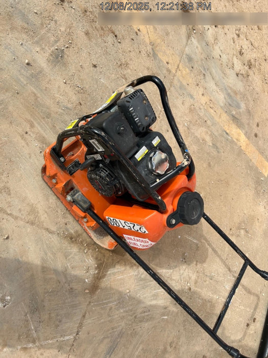 2022 Multiquip MVC88VTHW Plate Compactor, 20", w/Water Tank, Honda GX160