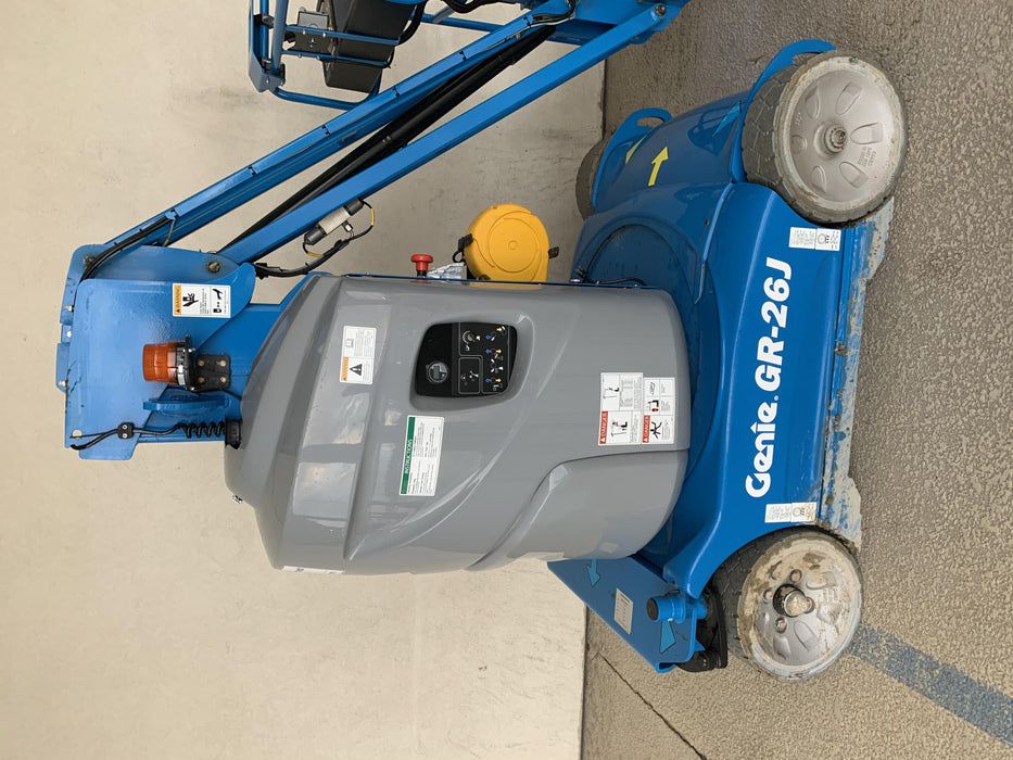 2020 GENIE GR-26J