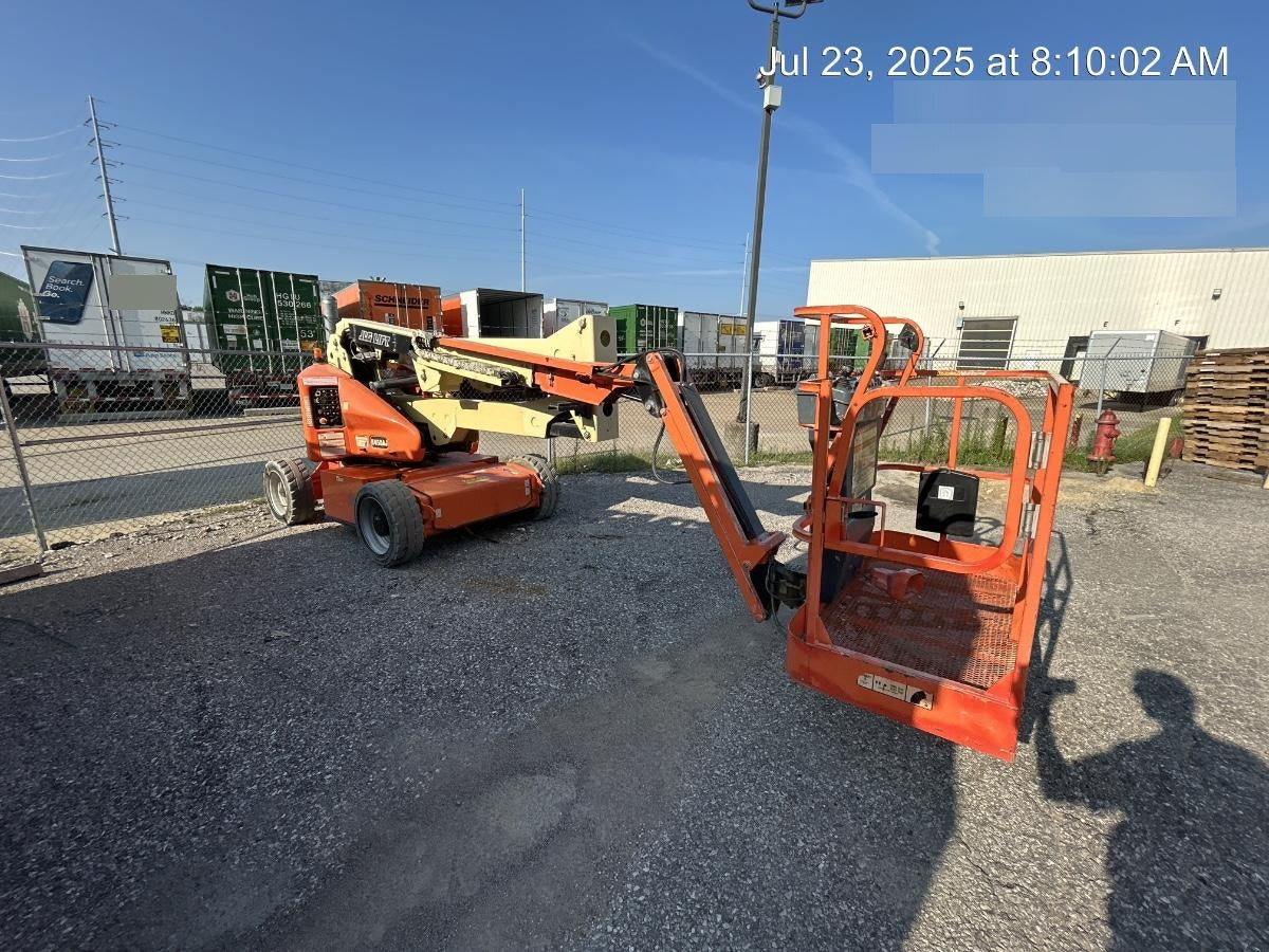 2019 JLG E450AJ