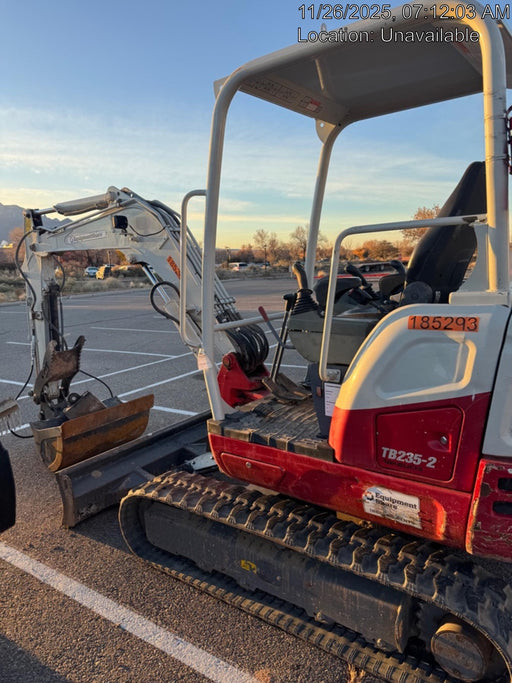 2021 TAKEUCHI TB235-2R