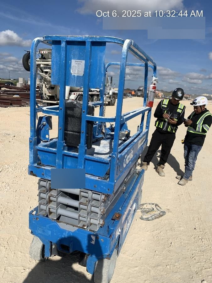 2019 Genie GS-1930 Fixed rails with chain Entry