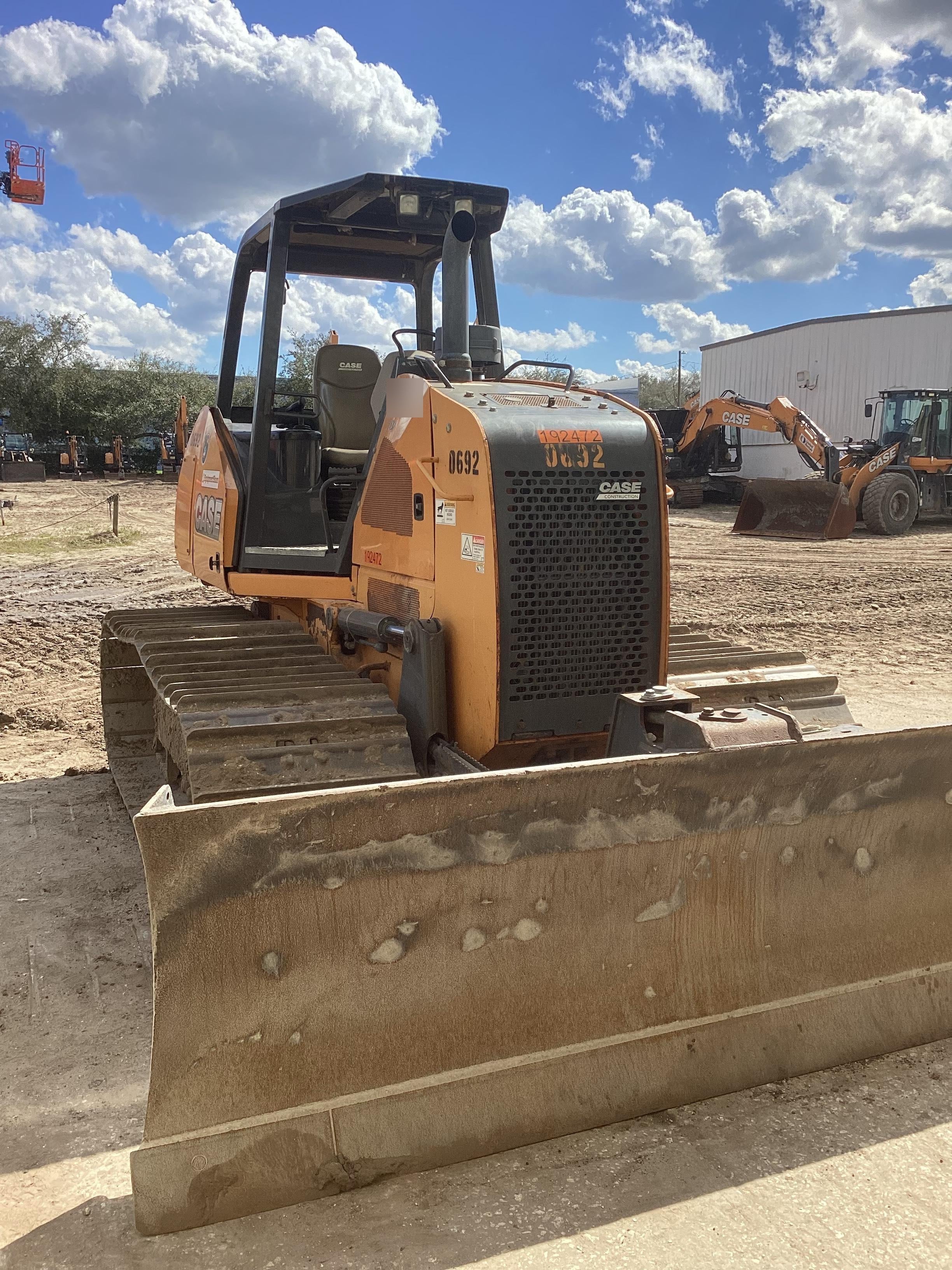 2016 CASE 850M