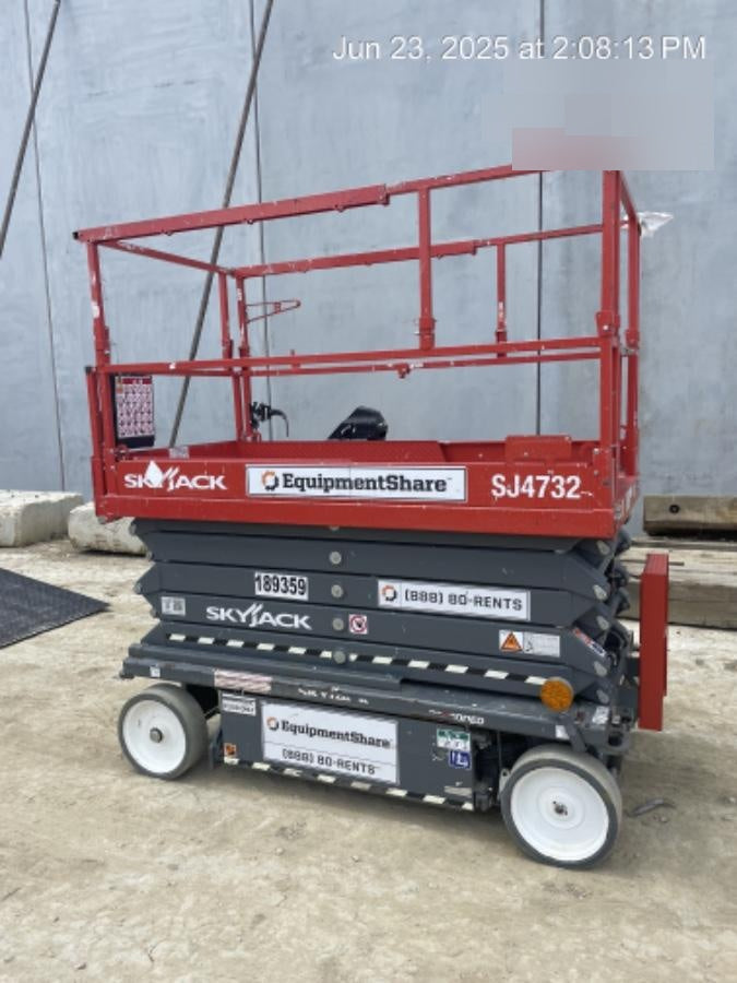 2021 SKYJACK SJ4732