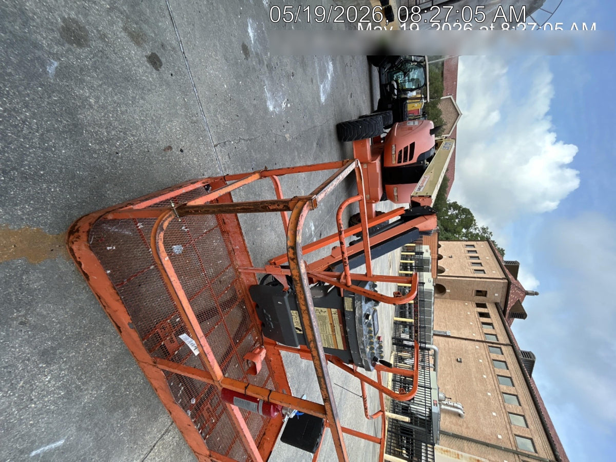 2019 JLG 600AJ