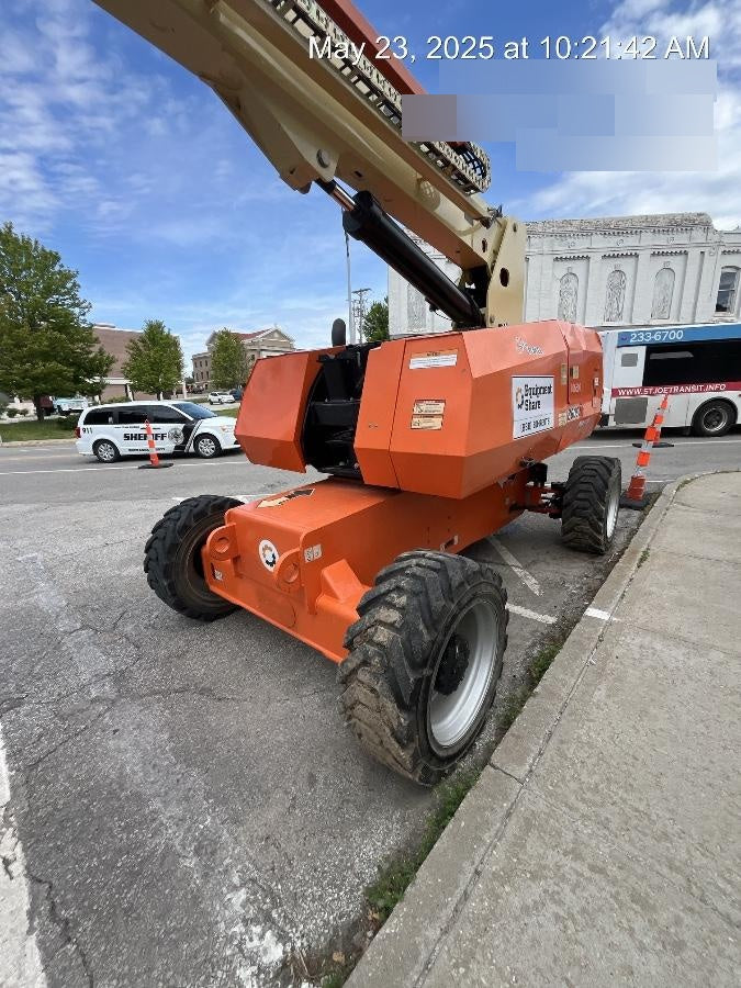 2020 JLG 860SJ