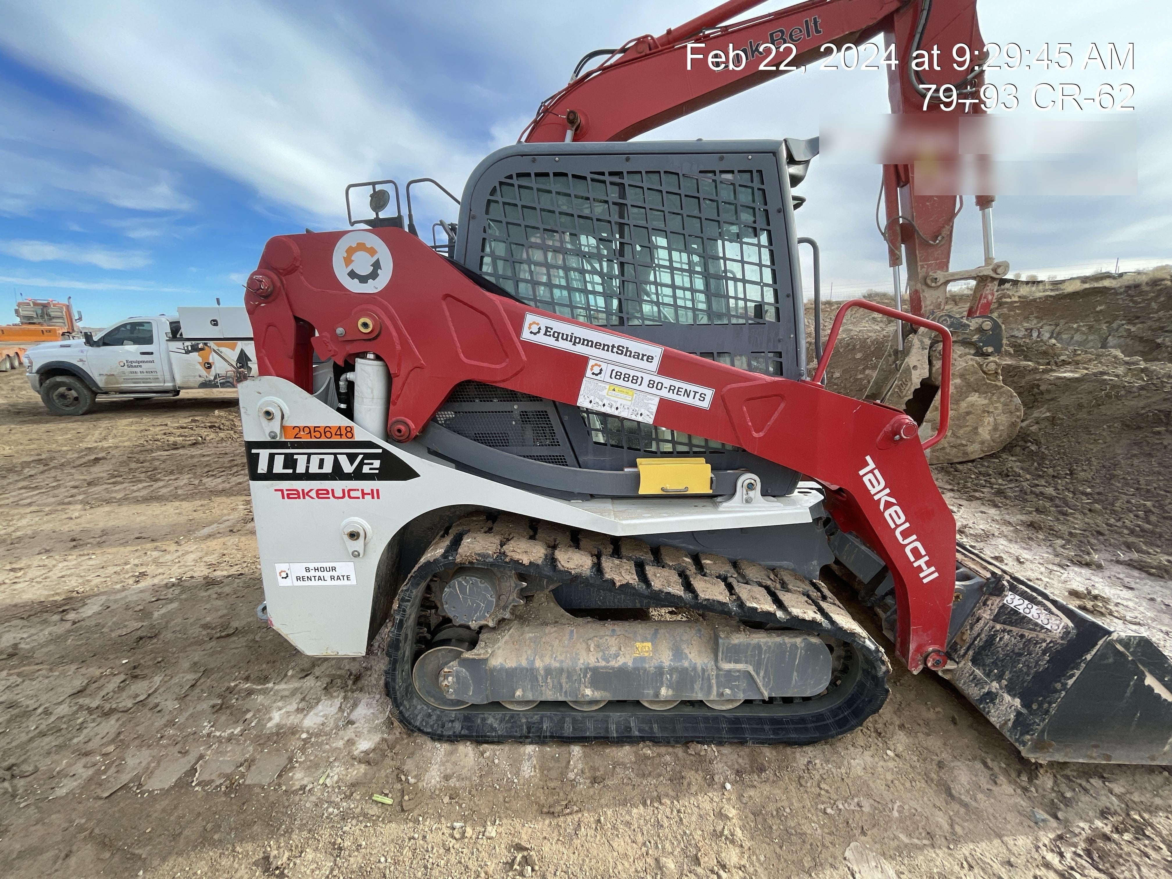 2023 TAKEUCHI TL10V2-CR