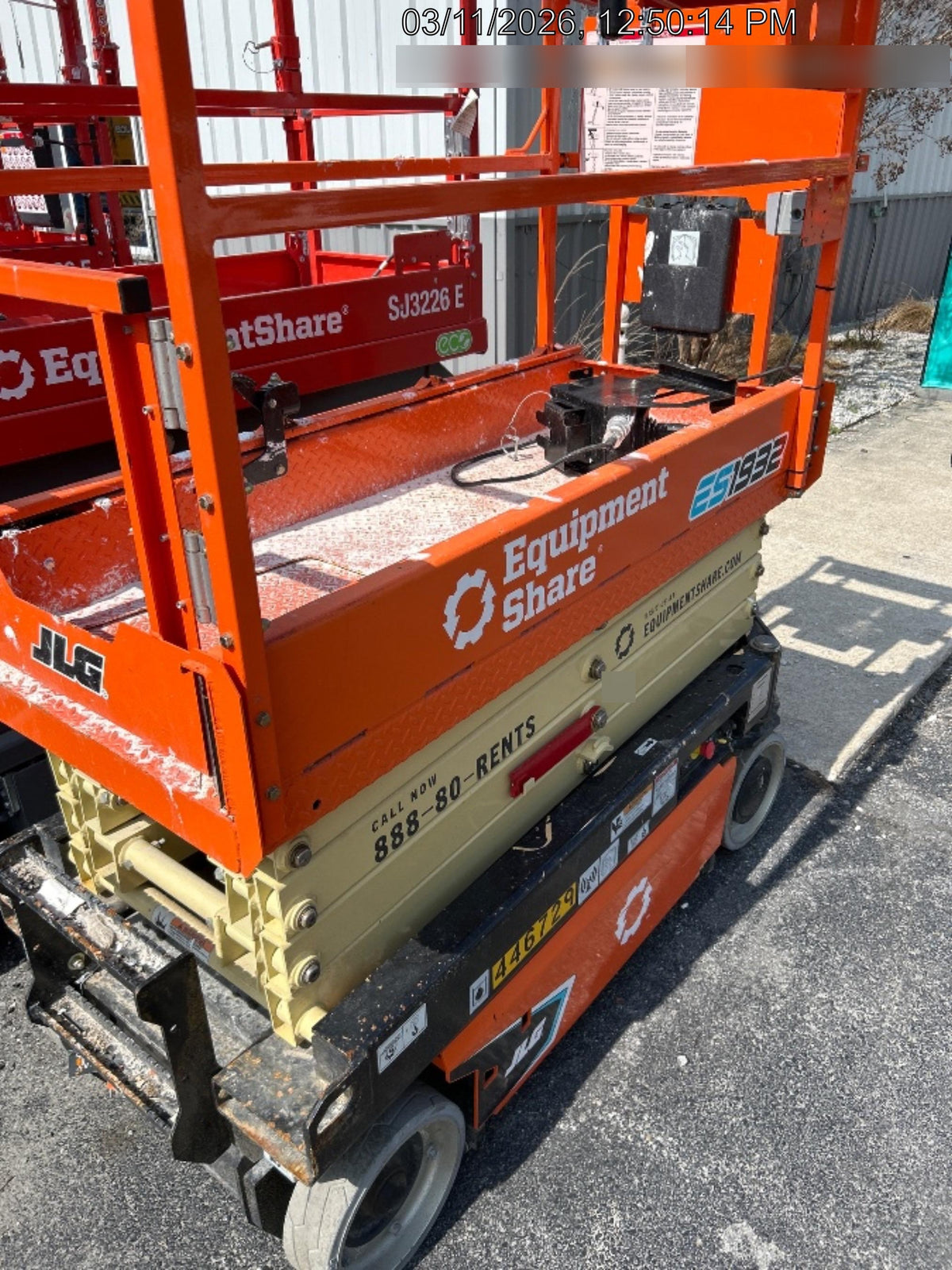 2024 JLG ES1932