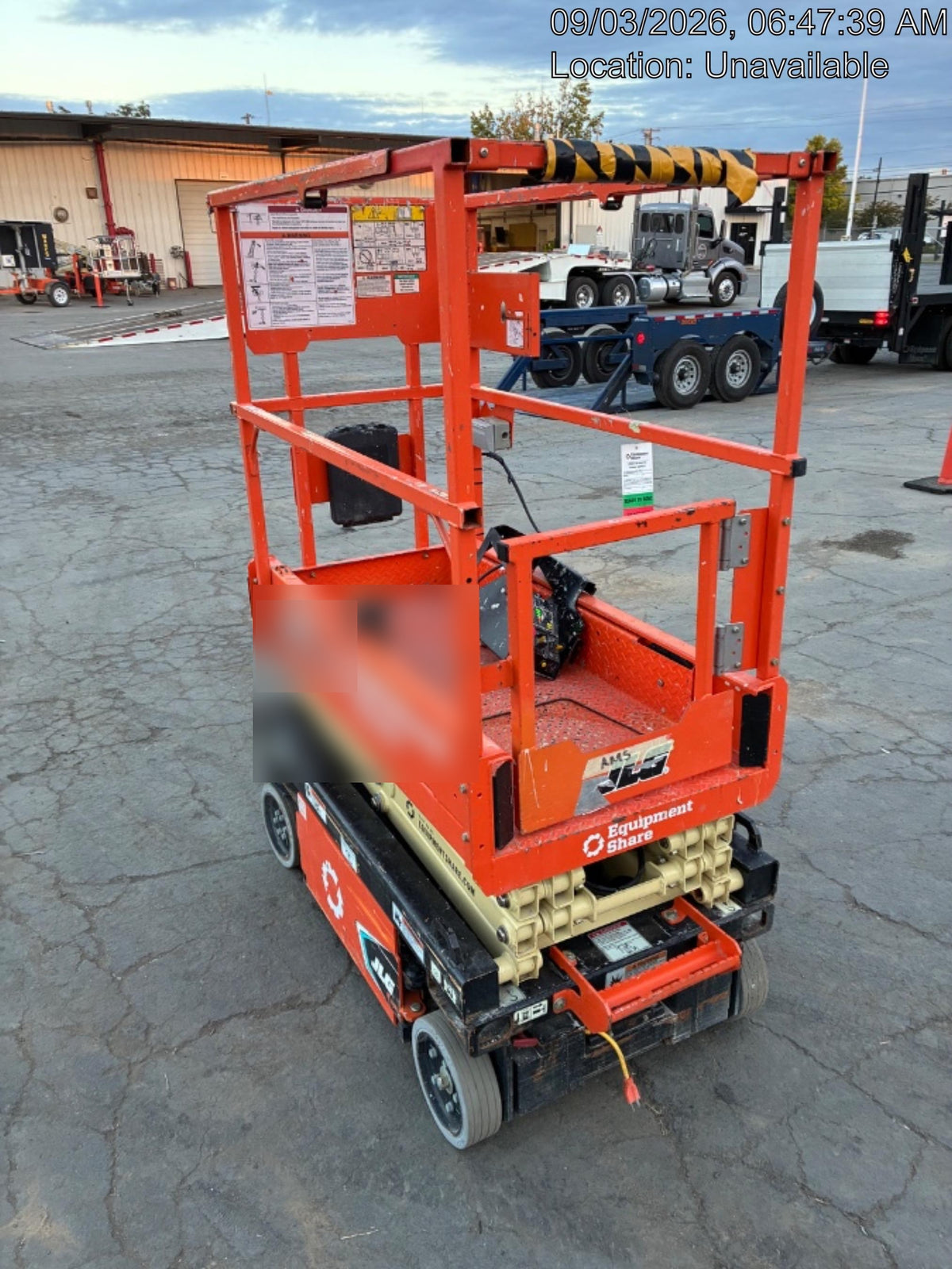 2022 JLG ES1330L