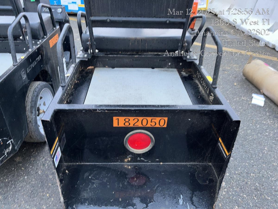 2021 Expeditor Expeditor 3 wheel Expeditor, Steering Wheel, Solid Non marketing tires, Ball Hitch, Front bumper, Painted Black