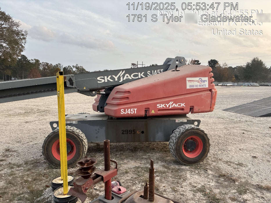 2017 SKYJACK SJ45T+