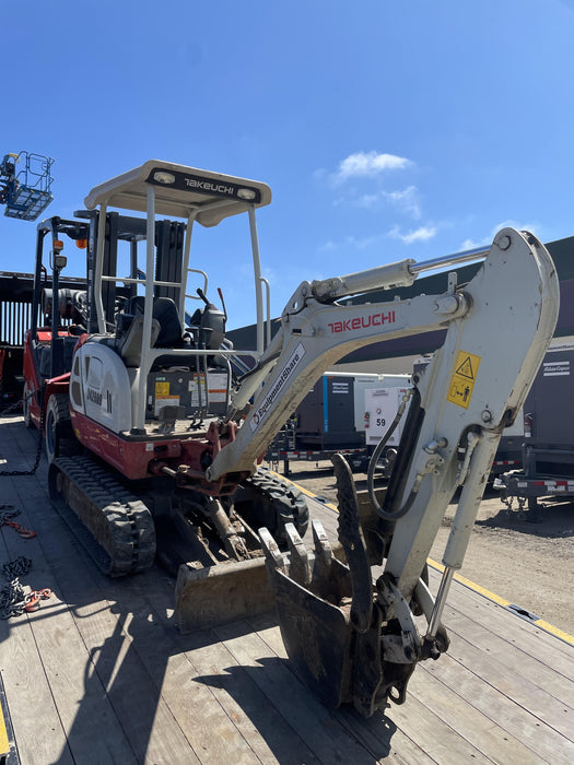 2021 TAKEUCHI TB216R