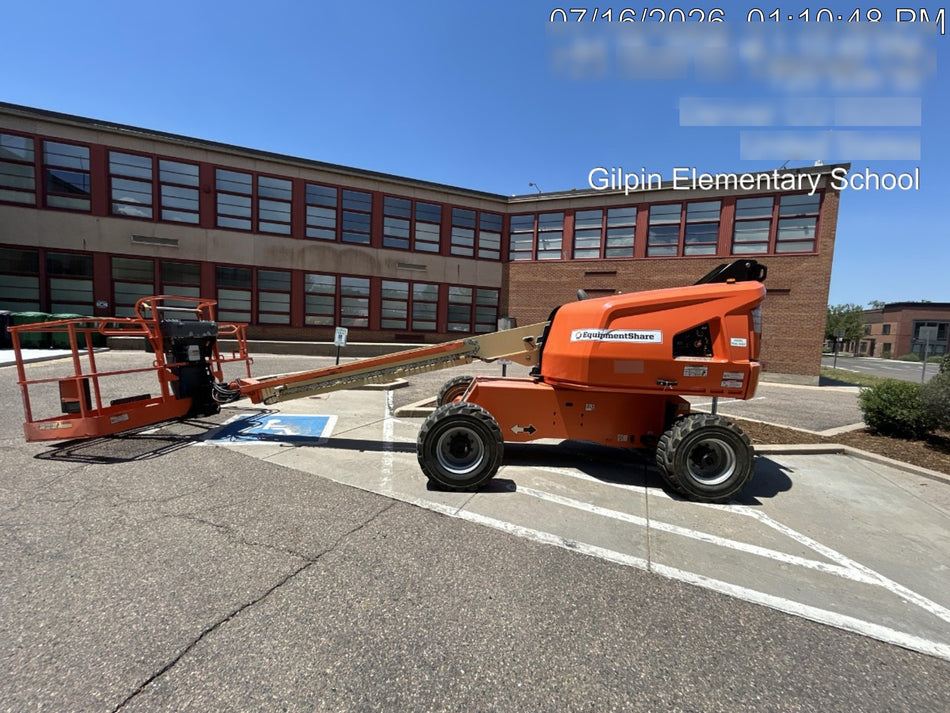2019 JLG 400S