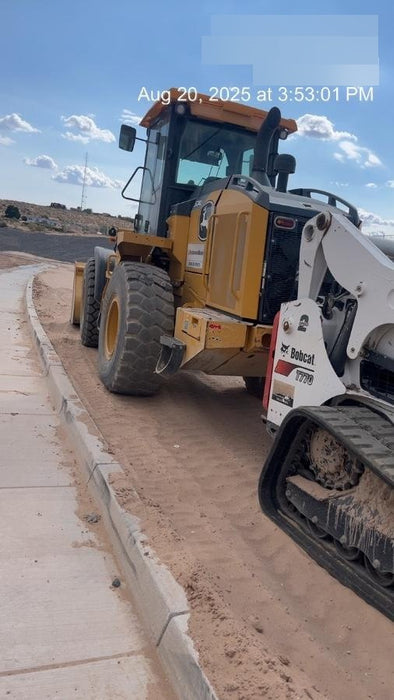 2019 JOHN DEERE 524L