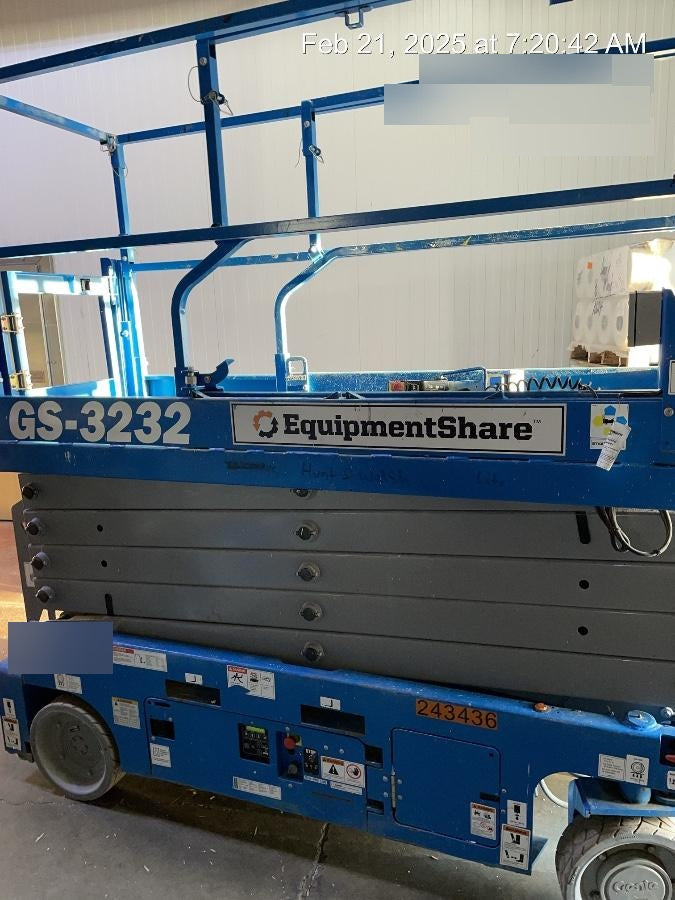 2022 GENIE GS-3232