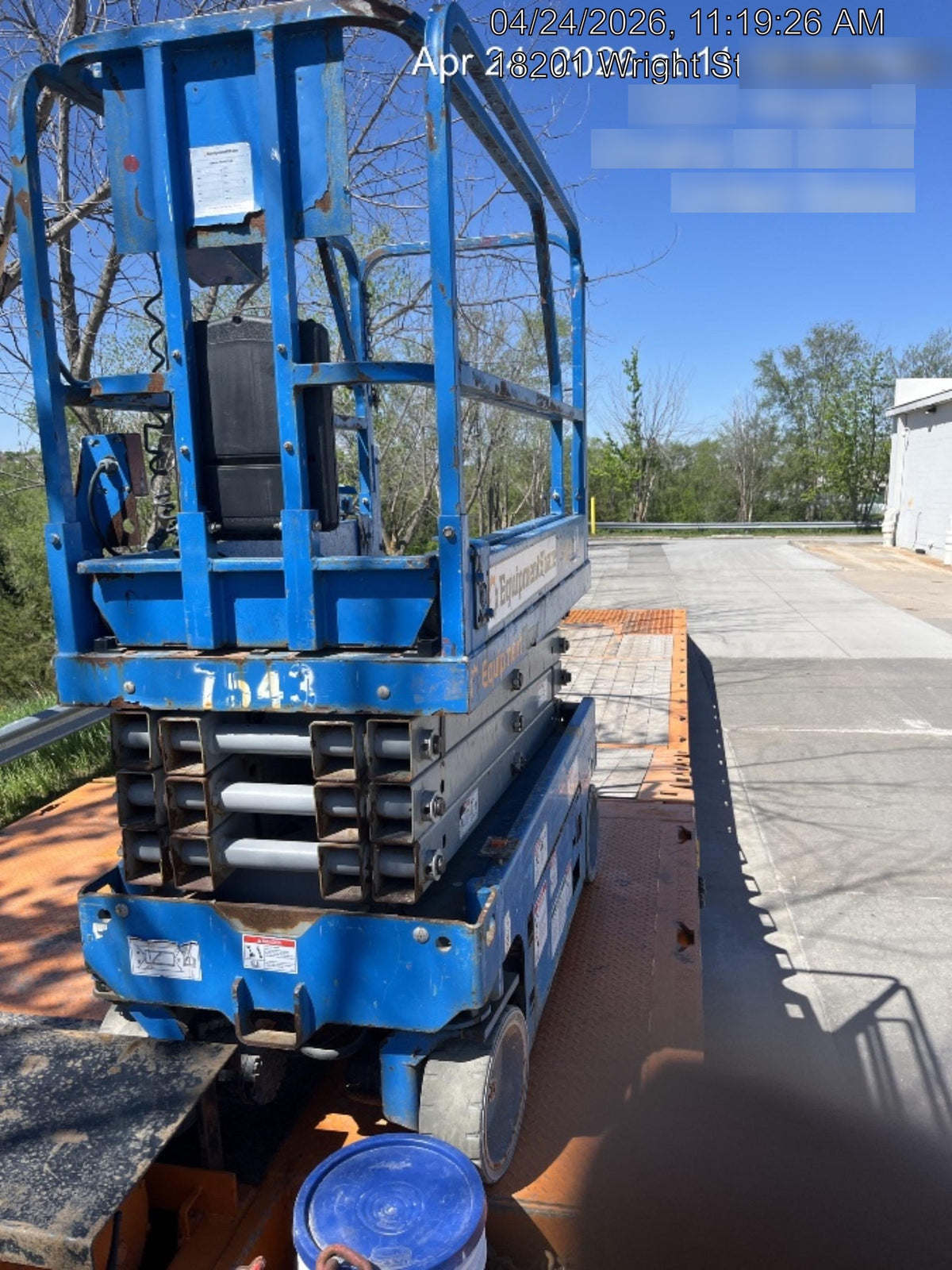 2017 Genie GS-1930 Genie GS-1930 Lift w/Fixed Rail and Chain Entry