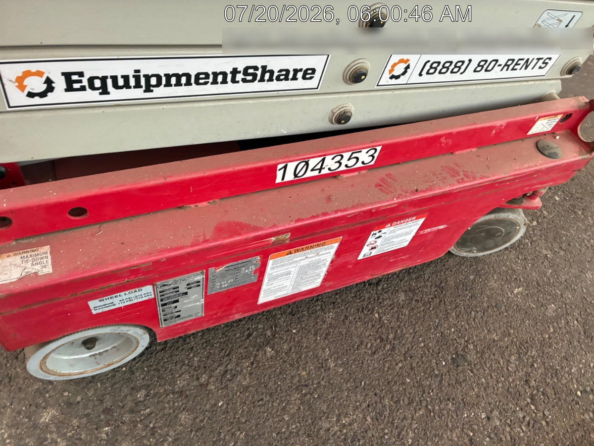 2020 MEC 1330SE Solid NM Tires, Steel Swing out Doors, LCS, Beacon, 900W Inverter