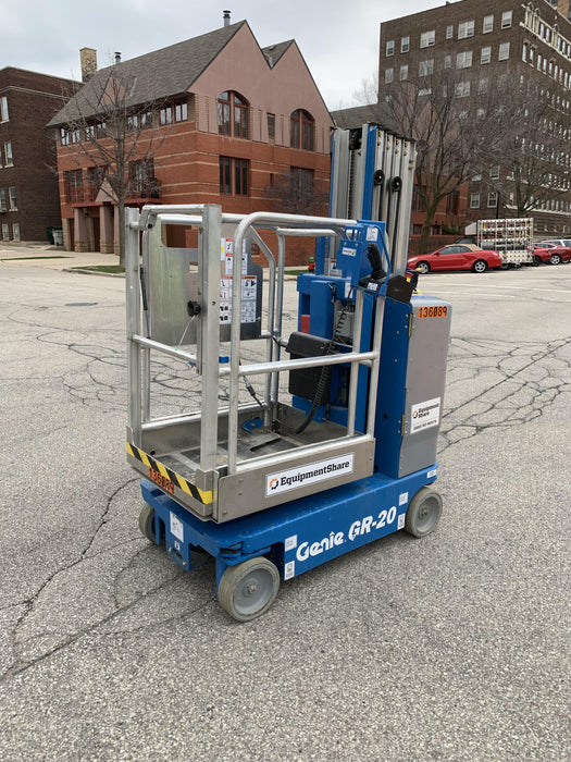 2021 GENIE GR-20