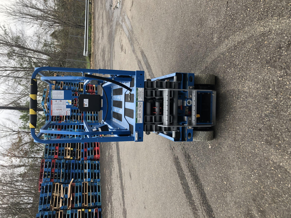 2019 Genie GS-1930 Fixed Rails with Chain Entry