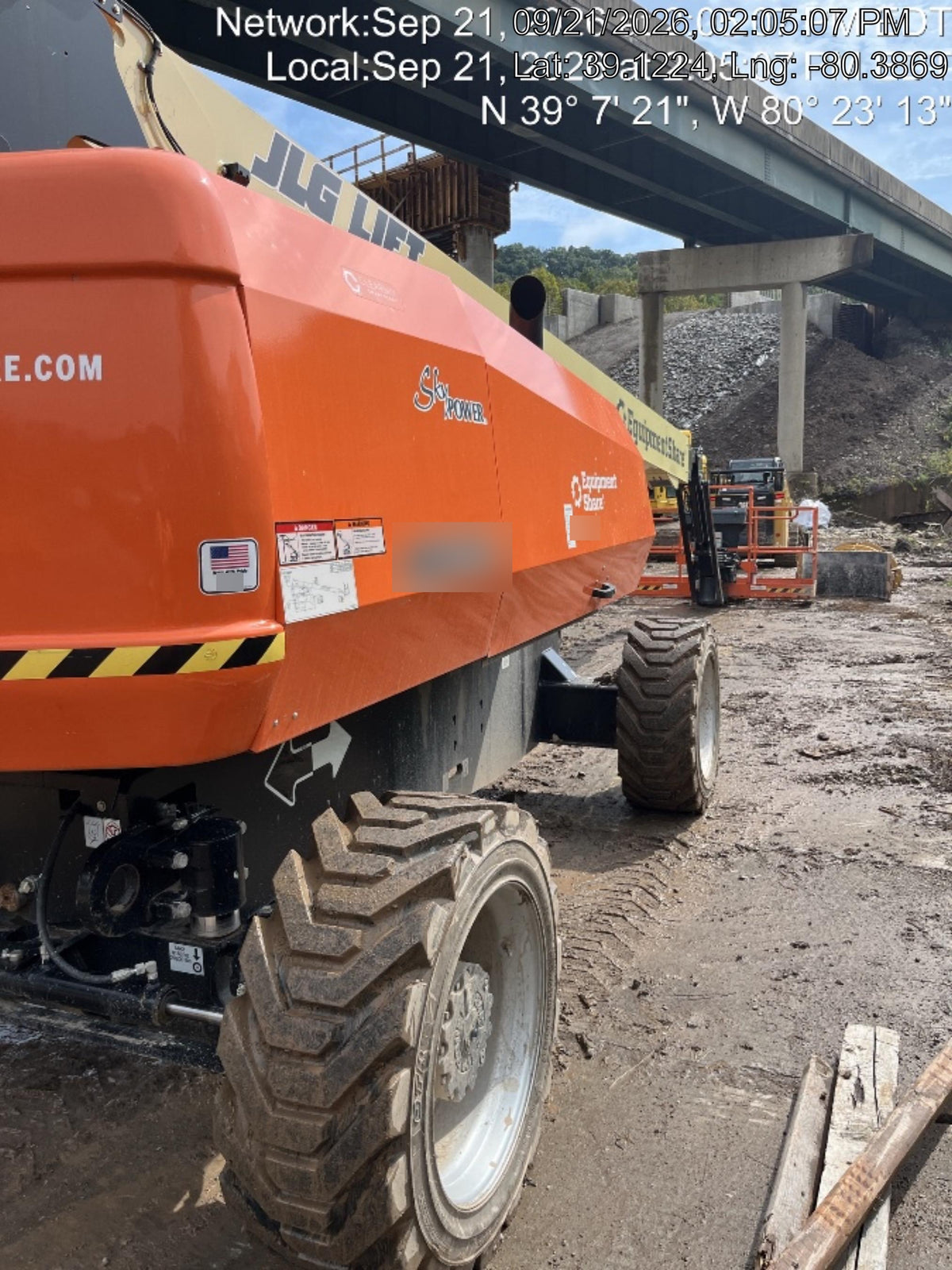 2025 JLG 860SJ