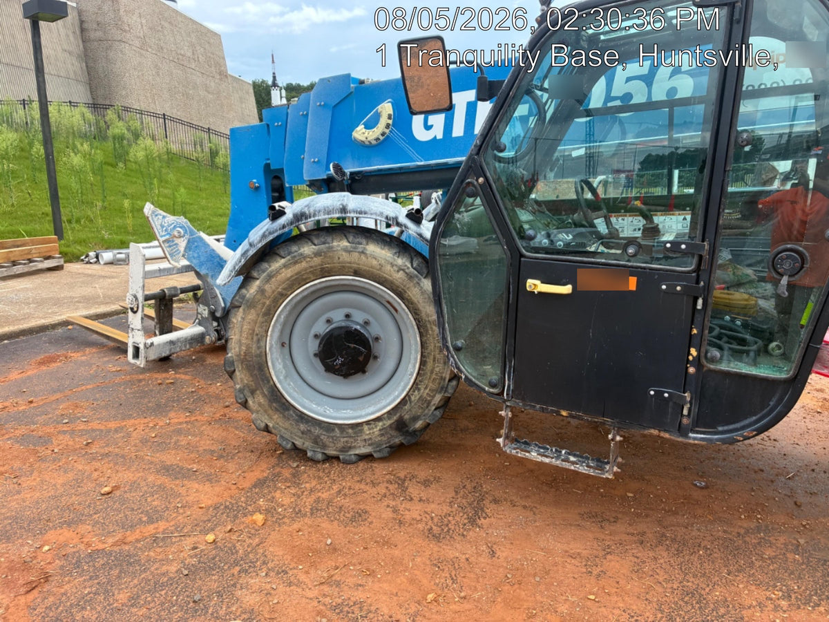 2019 Genie GTH-1056 Cab/Heat/AC, Solid RT Tires, LED Work Lights, Beacon 60" QA Carriage, 60" Forks