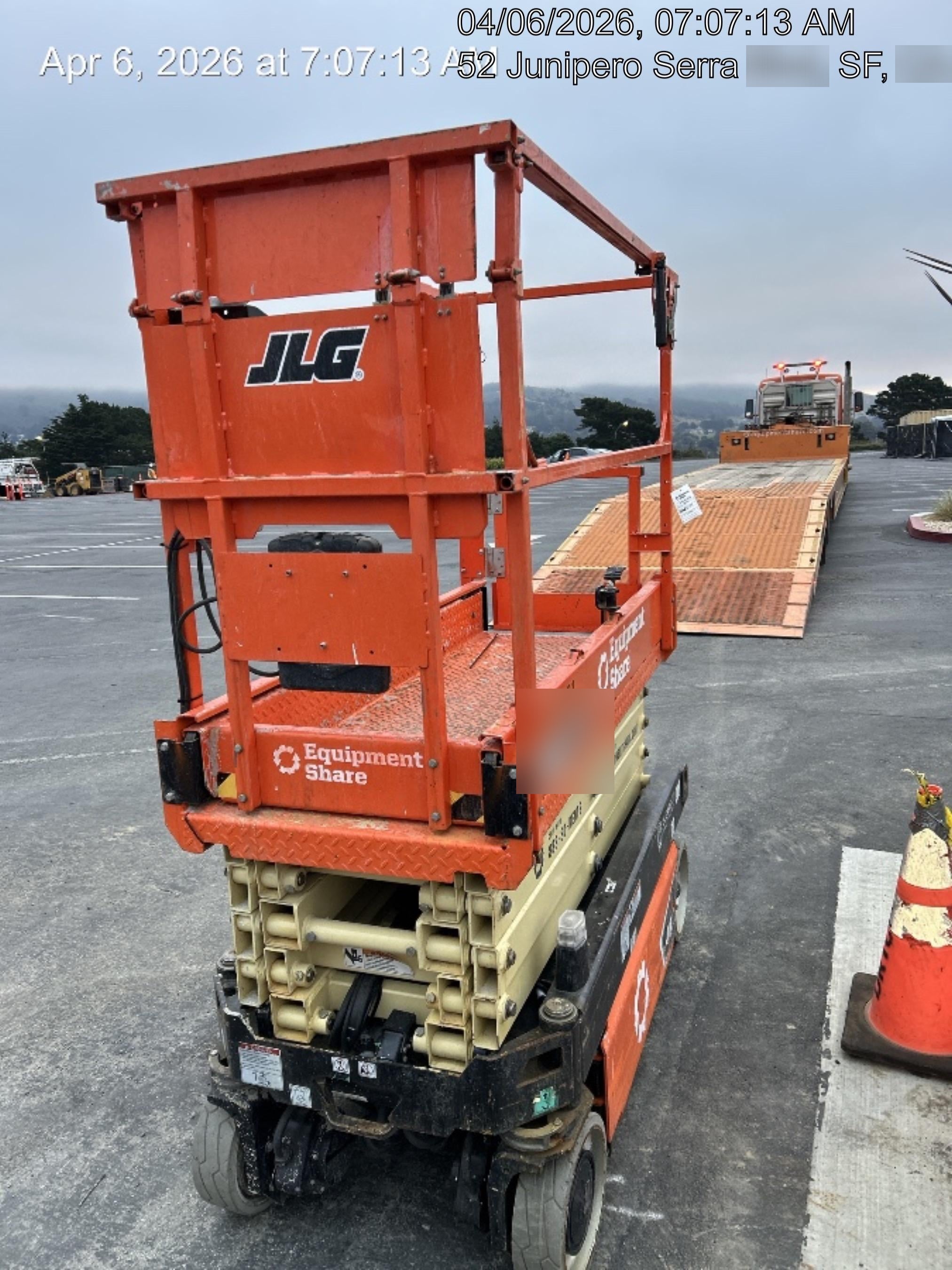 2024 JLG ES1932