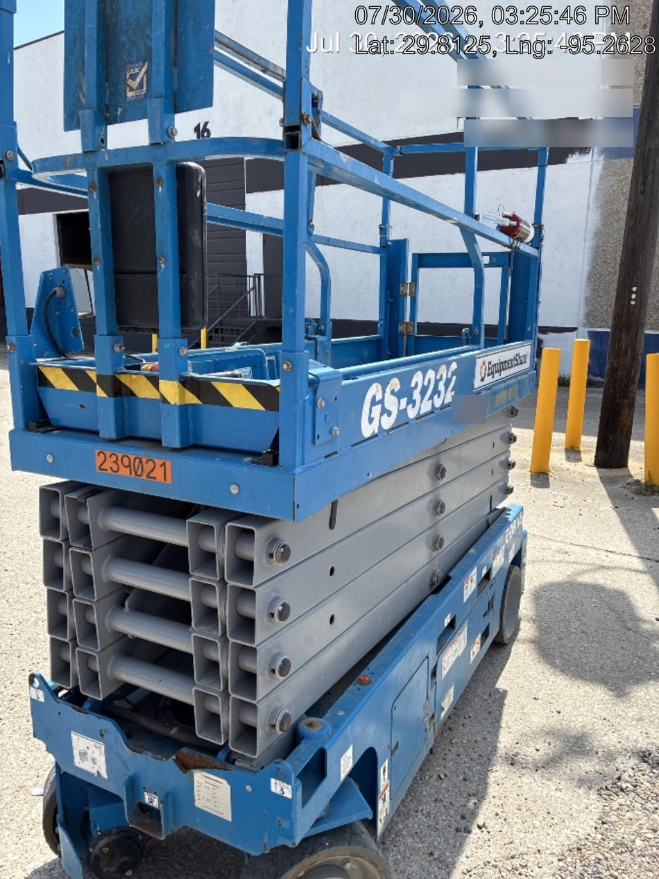 2022 GENIE GS-3232