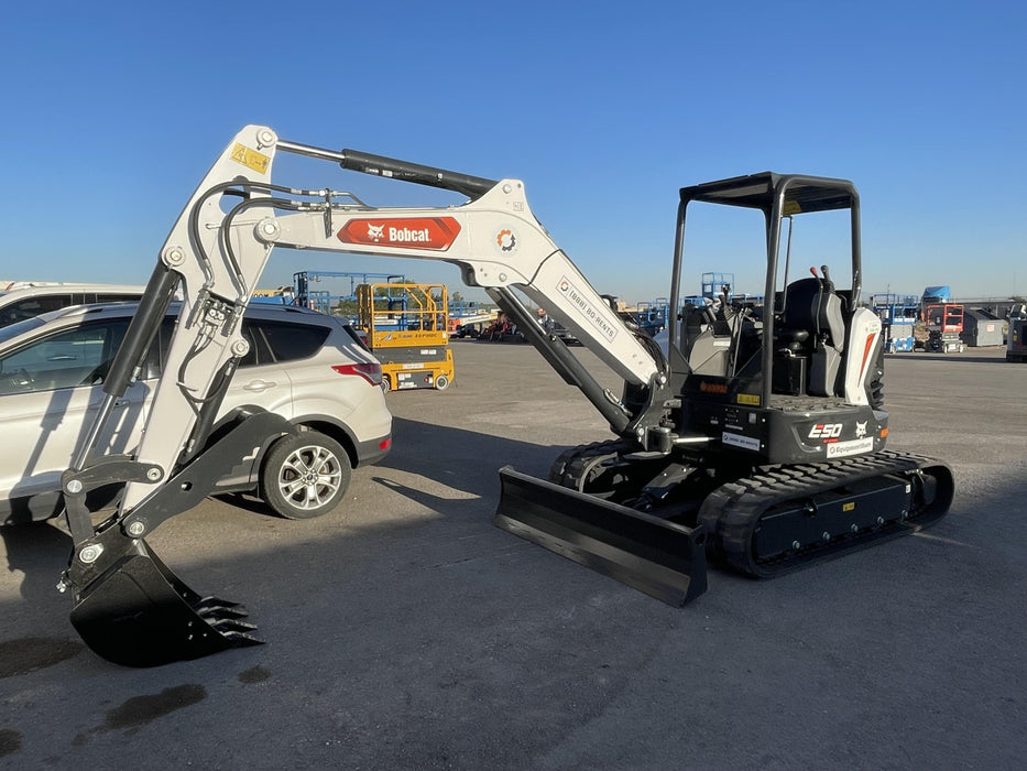 2022 BOBCAT E50